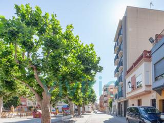 Appartement  N/a. Piso en venta en la calle av blasco ibañez, carlet