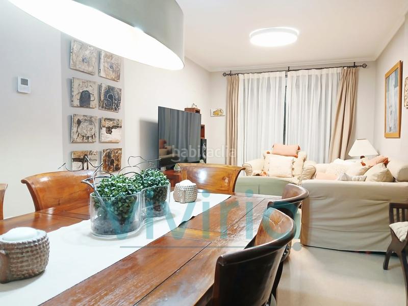 Foto 6699292b-78af-479e-8498-c26e03e84d17. Flat in Valterna Paterna