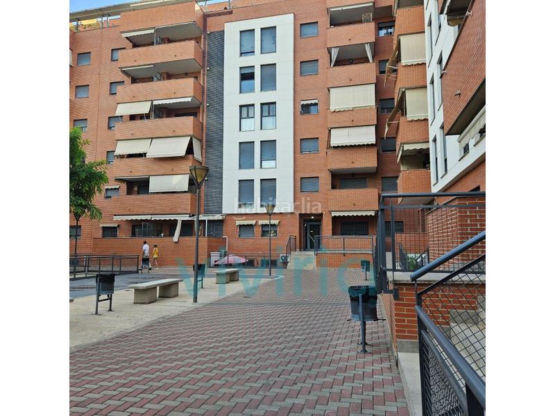 Foto a0d3c20a-38d5-4a1d-b1fa-91d5ef92a5c5. Flat in Valterna Paterna