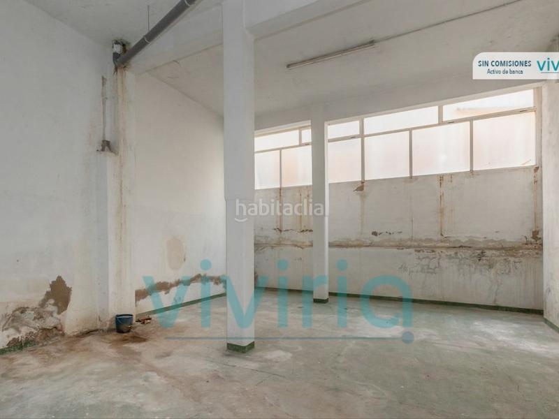 Foto fe60bfbe-cbc4-40ff-8442-99ea3922c496. Locale commerciale in Avenida de Valencia - Avenida de Casalduch Castellón de la Plana