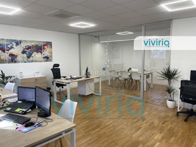 Foto 657683e0-b162-4665-a528-4fe0aceb134b. Capannone industriale in Fuente del Jarro Paterna