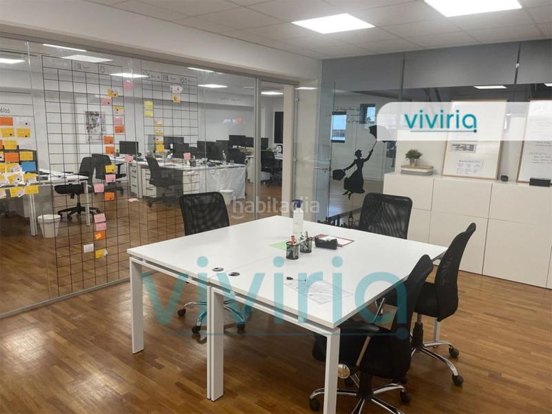 Foto f4179e30-a72c-4854-ba13-b35db8afaa15. Capannone industriale in Fuente del Jarro Paterna