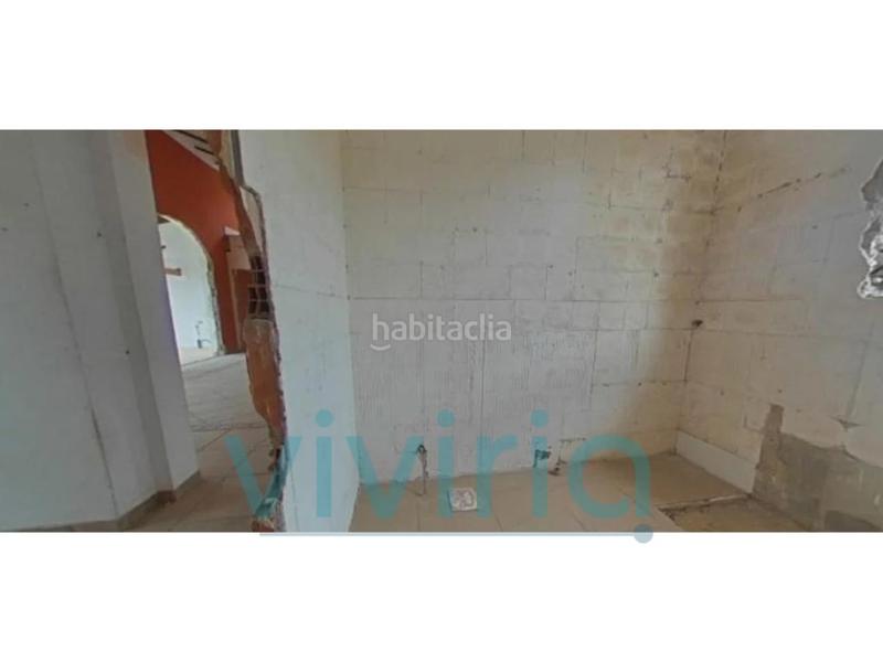 Foto cd41795b-e38c-49b0-adc2-9928b38b1c14. Casa in Alberic