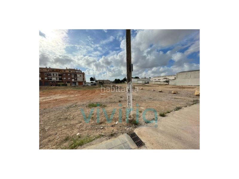Foto c31f4f76-2e4d-4e2b-88d3-6f14c884fee0. Terreny residencial a Beniparrell