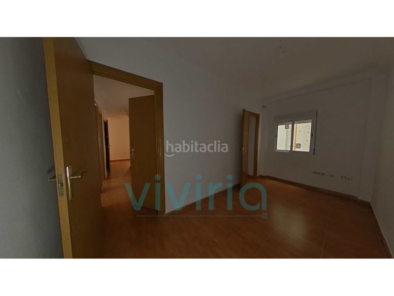 Foto 01ba86f6-2882-4103-a308-9f24812d1c18. Pis a Torrefiel Valencia