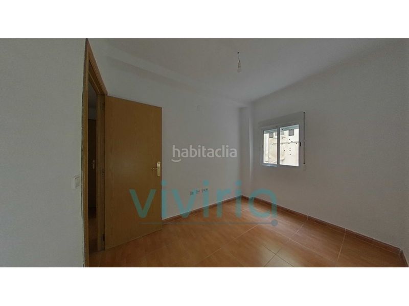 Foto 2c1d6c56-34e4-4a0c-9b0e-24ba08da4e0f. Pis a Torrefiel Valencia