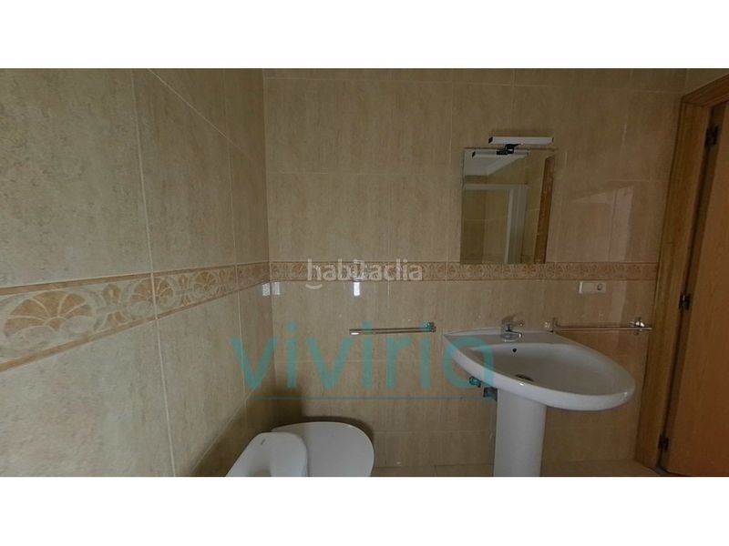 Foto 62a6cbb3-dded-4a06-b0bd-7794716337c2. Pis a Torrefiel Valencia