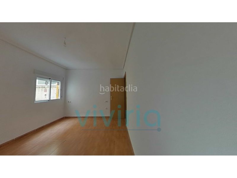 Foto 6b29b647-9fd4-4ae5-b779-6c38c734c367. Pis a Torrefiel Valencia