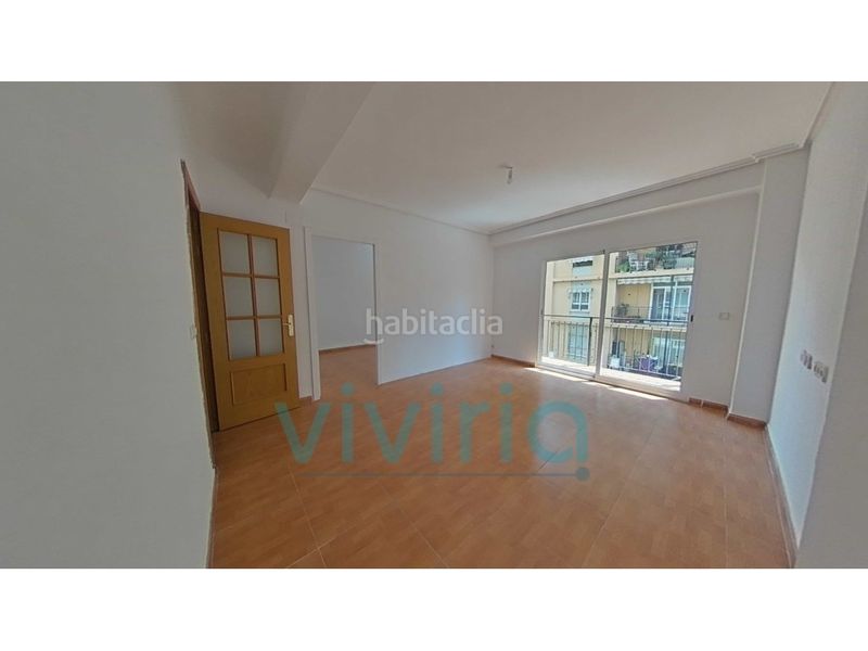 Foto 8bc058e2-23d3-4bb3-a38f-f62478f54b79. Pis a Torrefiel Valencia