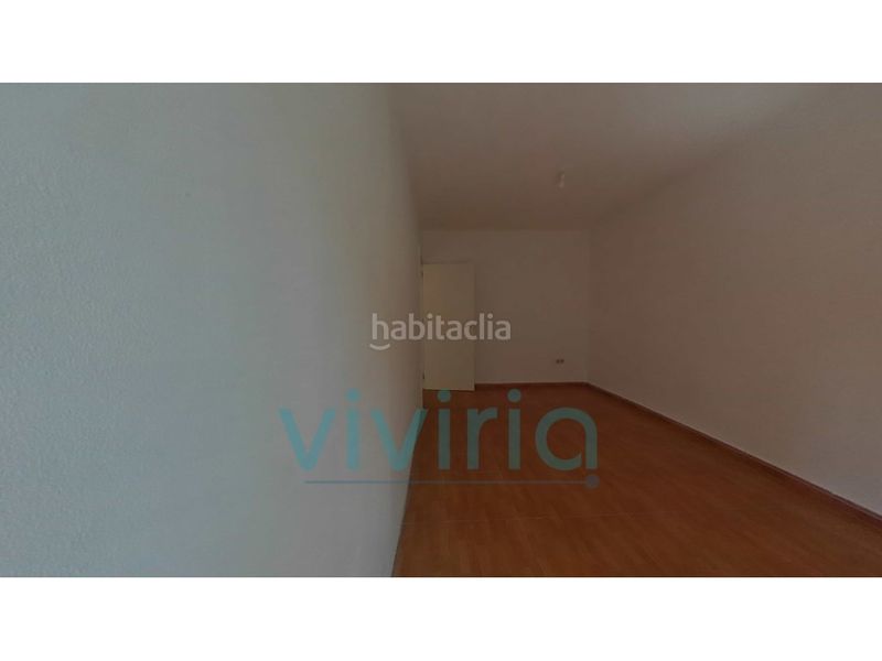 Foto 93f78b2a-0a2a-45ed-ba5b-ddae89e0666a. Pis a Torrefiel Valencia