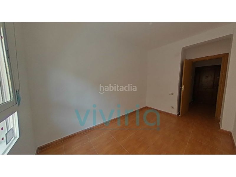 Foto cbf45e95-0487-461e-a6d0-c5625b537cec. Pis a Torrefiel Valencia
