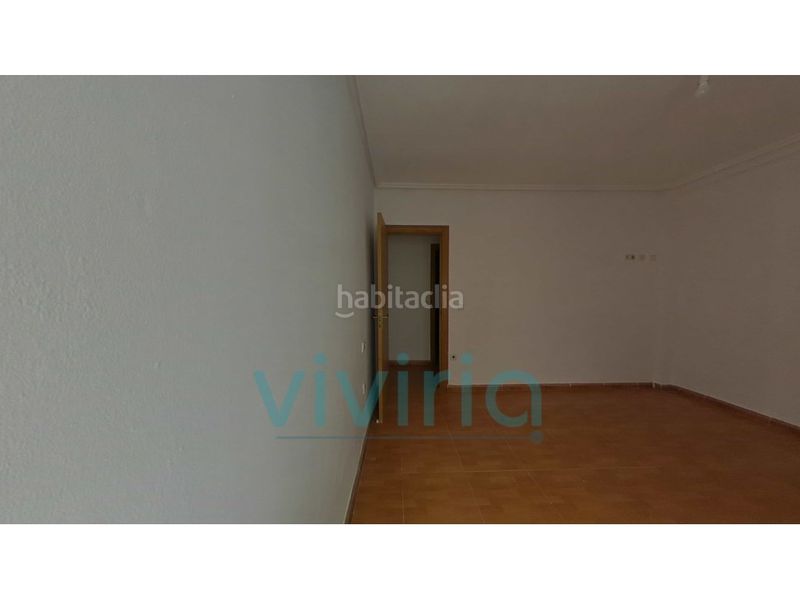Foto d1d8a425-8140-49c9-9eeb-166322a547a8. Pis a Torrefiel Valencia