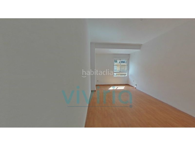 Foto fd95cce8-2b0c-440e-a2c3-b563bafdbca9. Pis a Torrefiel Valencia