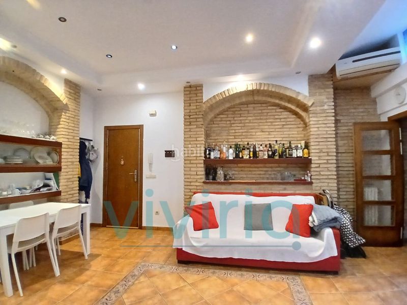 Foto 24ebae2a-ba07-4a1d-b380-e7a0a6853030. Casa a En Corts - Doctor Waksman Valencia