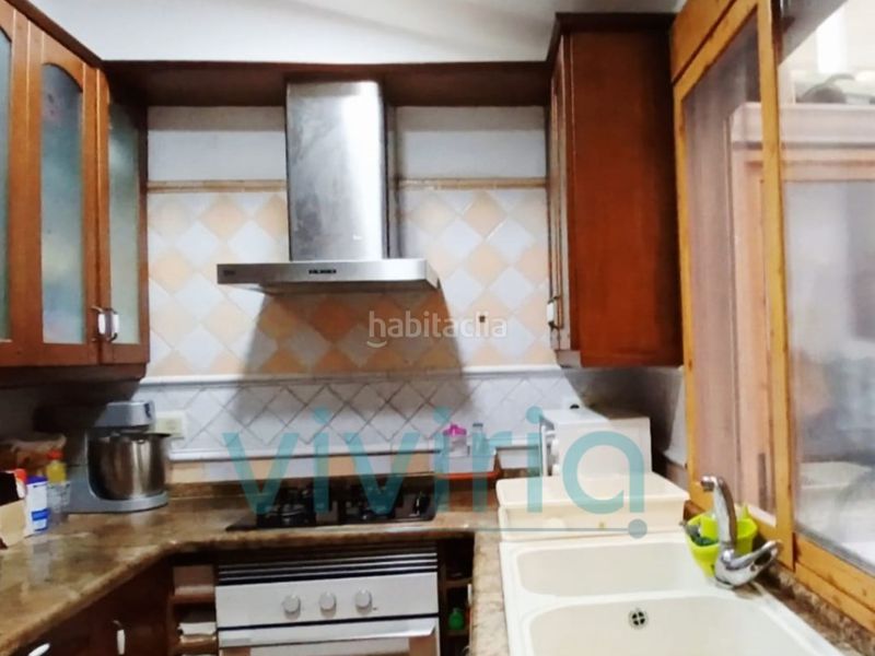 Foto 78ab335a-cf72-4db8-833d-7ae3aa504f9a. Casa a En Corts - Doctor Waksman Valencia