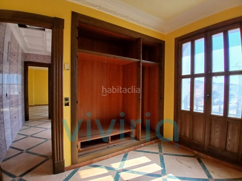 Foto 34d50d80-d6e8-4ea7-adaf-5f04e78904cb. Casa amb aparcament a Carlet