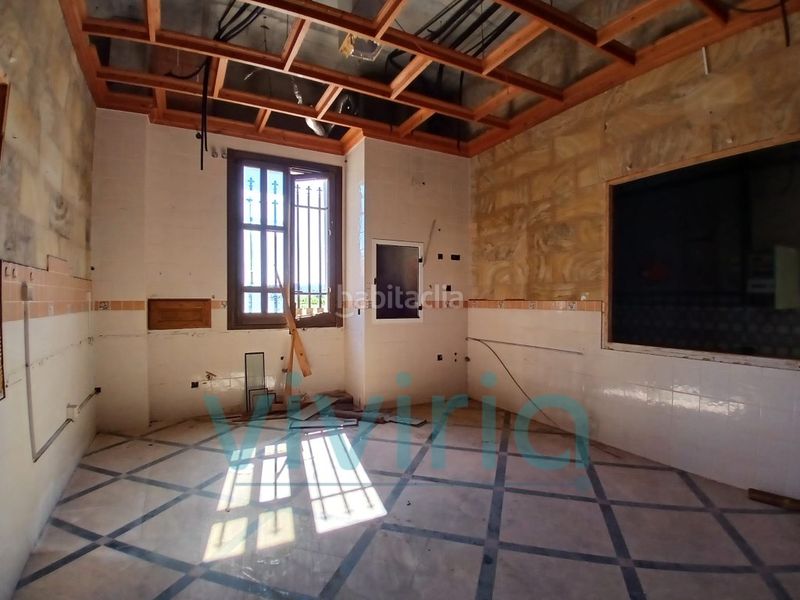 Foto a90e38ad-0763-4722-a7bb-464ba35cf40d. Casa amb aparcament a Carlet