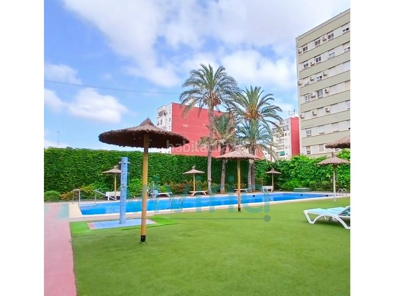 Foto c7d13d49-819a-4510-aa59-d683b76c6f9d. Pis amb aparcament piscina a La Creu Coberta Valencia