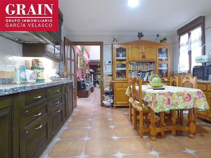 Foto c1ac4a57-e604-4fec-a261-123ed3d19023. Chalet  en venta en carretera jaén, 7 dormitorios. en Albacete
