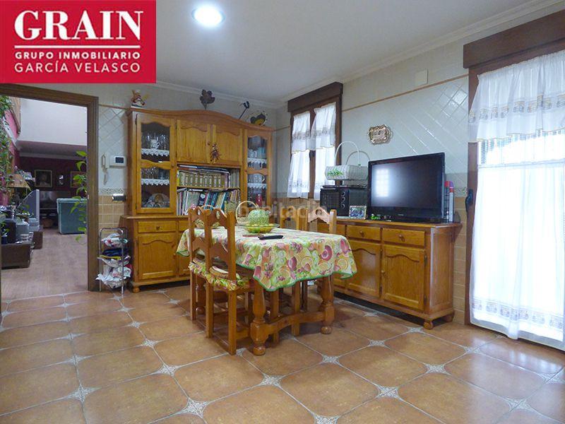 Foto ed185218-94f7-4397-a326-82513b5f4dad. Chalet  en venta en carretera jaén, 7 dormitorios. en Albacete