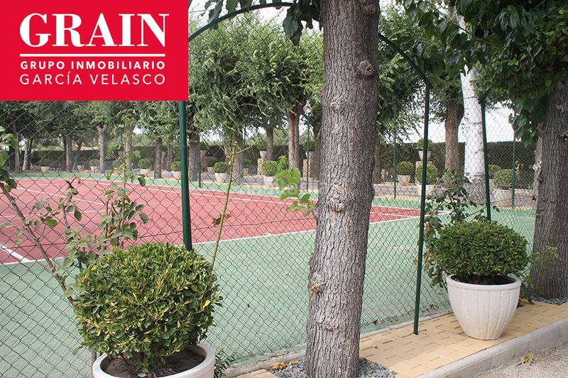 Foto cad33e59-3b48-435d-aad9-28ed9499b163. Chalet  en venta en carretera jaén, 7 dormitorios. en Albacete