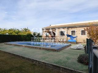 Xalet a Pedanías - Extrarradio. Chalet en venta en las perdices, 5 dormitorios.