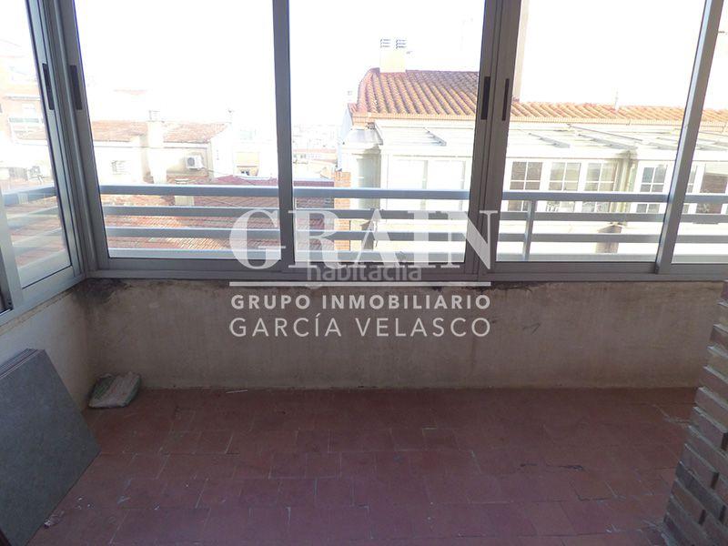 Foto d80d9638-9dbd-4942-92c7-110a45978cc7. Piso  en venta en Feria, 5 dormitorios. en Feria Albacete
