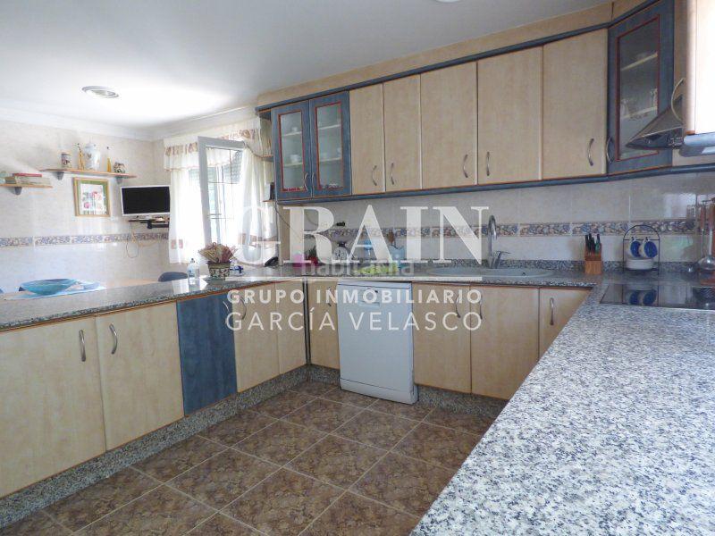 Foto 09606bf1-31c5-46aa-86b4-c7337c368c5d. Chalet  en venta en aguasol, 7 dormitorios. en Albacete