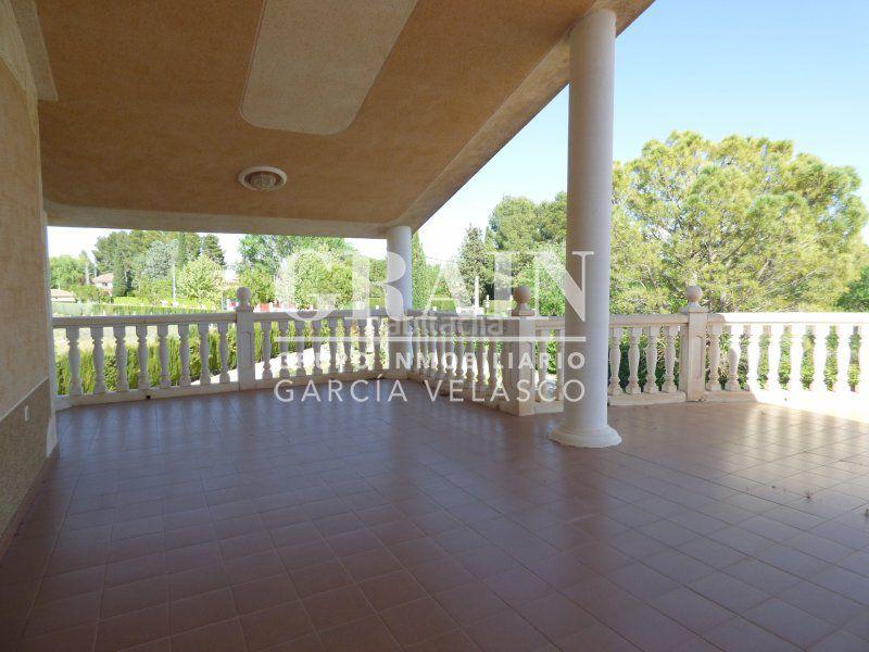 Foto 1128fcfb-379b-49c0-8d3f-b50f08ce9841. Chalet  en venta en aguasol, 7 dormitorios. en Albacete