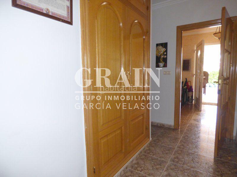 Foto a3a95f62-aa66-4474-84da-e2266a10204f. Chalet  en venta en aguasol, 7 dormitorios. en Albacete