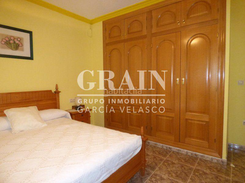 Foto f4f26f0d-5c1d-496a-9b27-e8d456412a8f. Chalet  en venta en aguasol, 7 dormitorios. en Albacete
