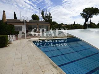 Xalet a Pedanías - Extrarradio. Chalet en venta en carretera jaén, 4 dormitorios.