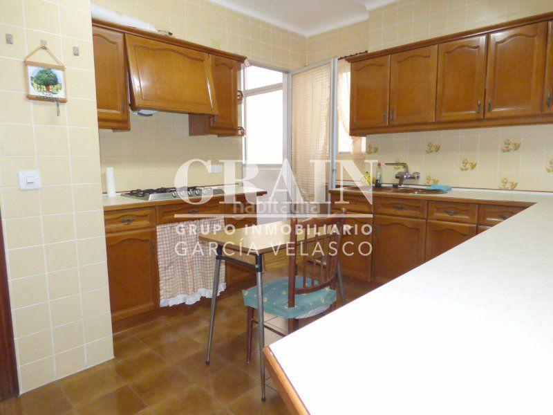 Foto 8359adb5-baeb-430e-b263-e98d81600de5. Pis amb calefacció aparcament a Feria Albacete