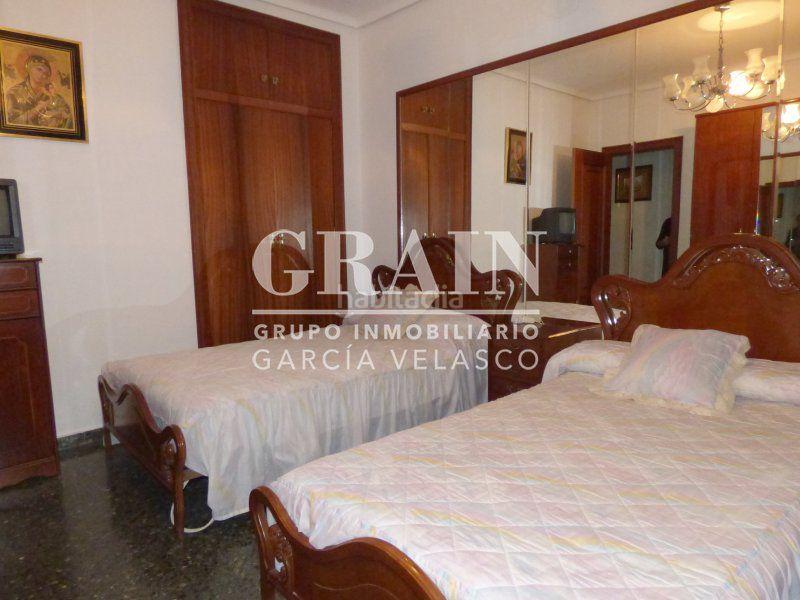 Foto f4bf1d85-bf81-41cf-be68-715921fee631. Pis amb calefacció aparcament a Feria Albacete