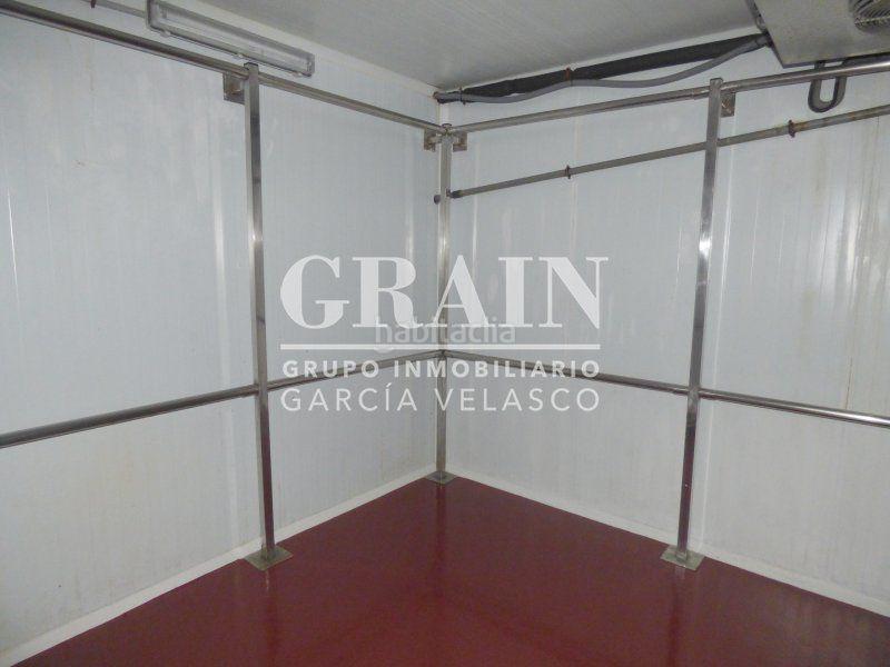 Foto 8482e8a0-0422-4b67-8aa5-cb558bc00c6c. Lloguer local comercial a San Pablo Albacete