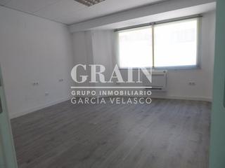 Alquiler Oficina en Carretas - Pajarita. Oficina en alquiler en centro, 3 dormitorios.