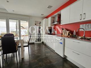 Casa a schiera in San Pablo. Adosado en venta en fiesta del árbol, 4 dormitorios.