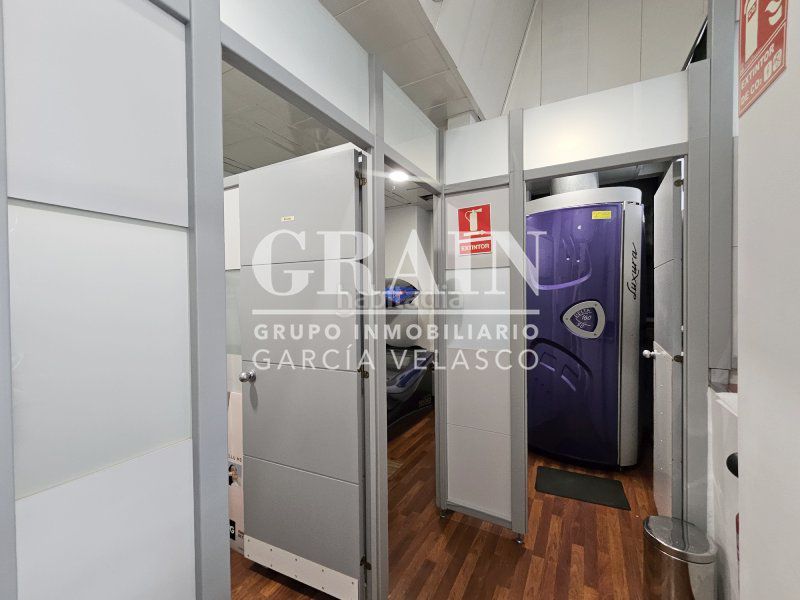 Foto 08a2dd78-f73c-4290-9d0b-9178fa58b95d. Local comercial a Centro Albacete