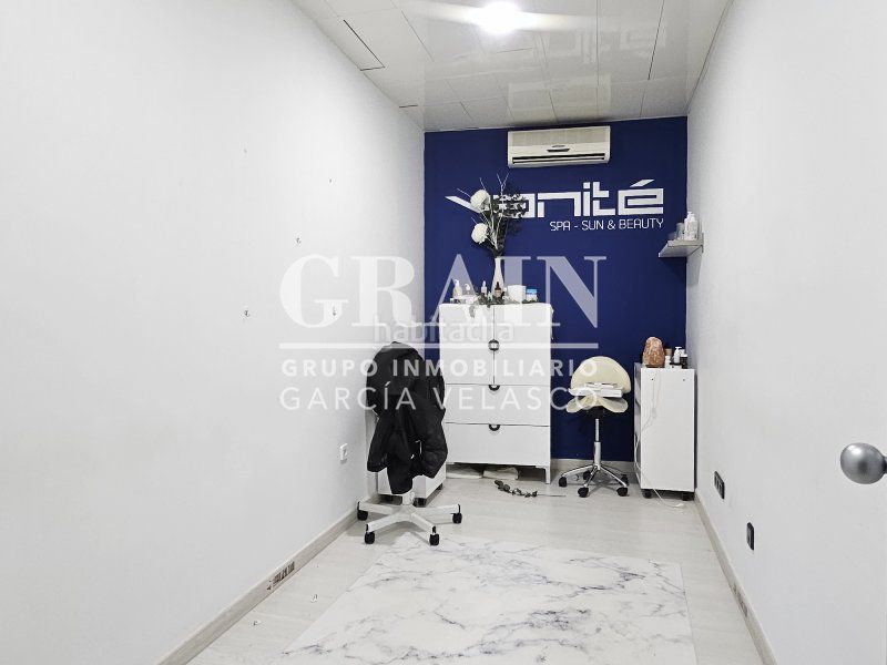 Foto e90167a4-a003-4be2-8d01-ac772e8cb163. Local comercial a Centro Albacete