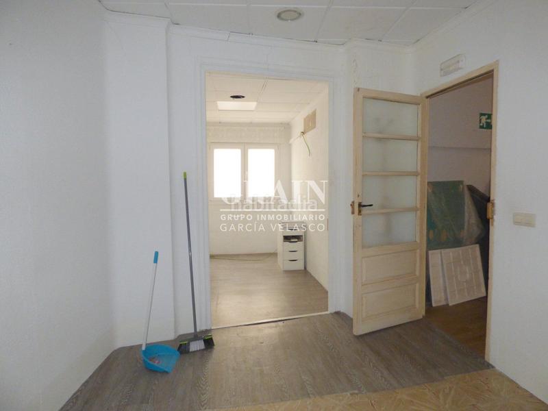 Foto 5bd7944f-6613-4530-899b-6c4e88d73cd8. Alquiler local comercial local com. en alquiler en centro, 4 despachos. en Albacete