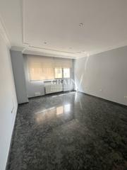 Alquiler Piso en Centro. Piso en alquiler en centro, 3 dormitorios.