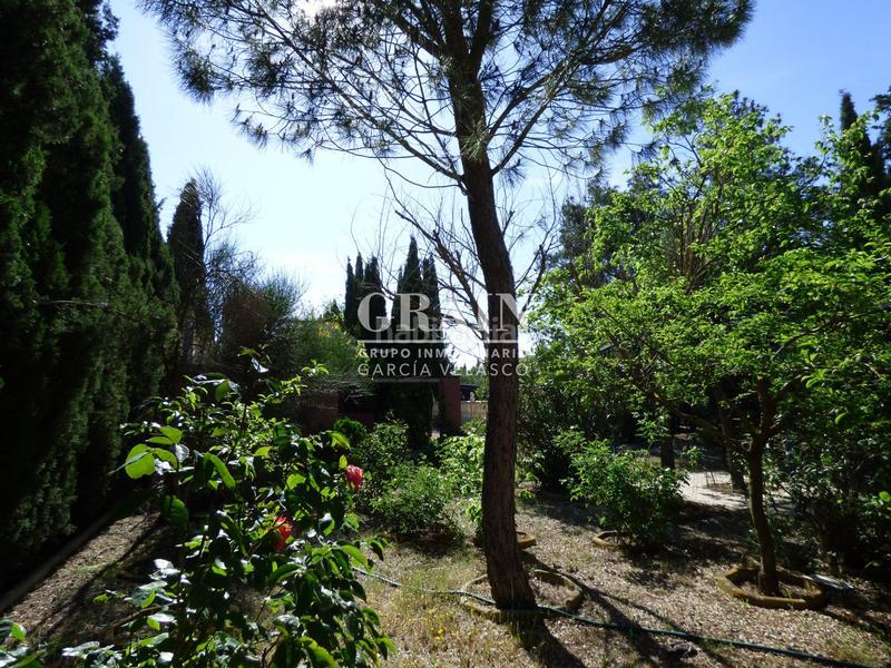 Foto e23b6d08-1b32-4c1f-9189-5c78010e4246. Xalet amb piscina a Fátima Albacete