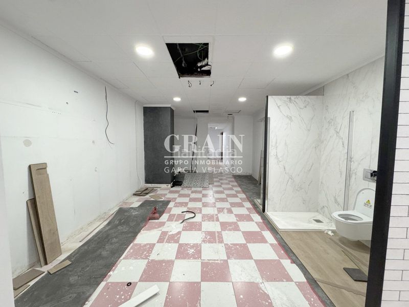 Foto 0ef8ea2c-f740-4083-8a8e-66cc0e6b285c. Local comercial a Centro Albacete