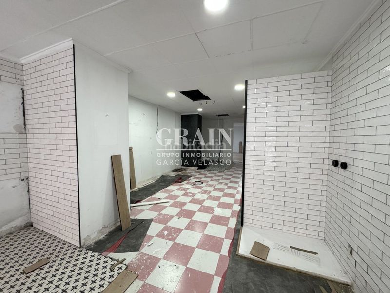 Foto 1c9d6375-f96f-45c3-8f02-061bc6ded4f5. Local comercial a Centro Albacete