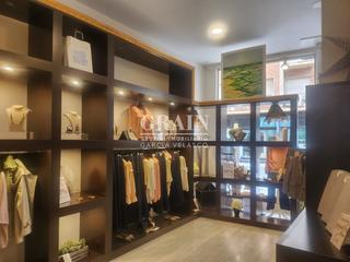 Lloguer Local Comercial a Centro. Local com. en alquiler en centro.