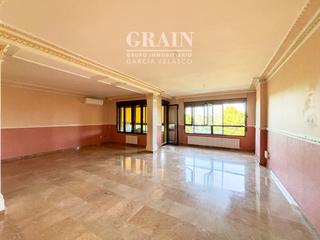 Appartement à Centro. Piso en venta en parque, 4 dormitorios.