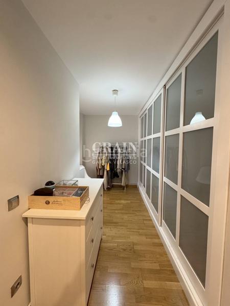 Foto 742718b7-63ed-4a48-ab5d-58d3a5aa95b2. Apartament amb calefacció aparcament a Centro Albacete