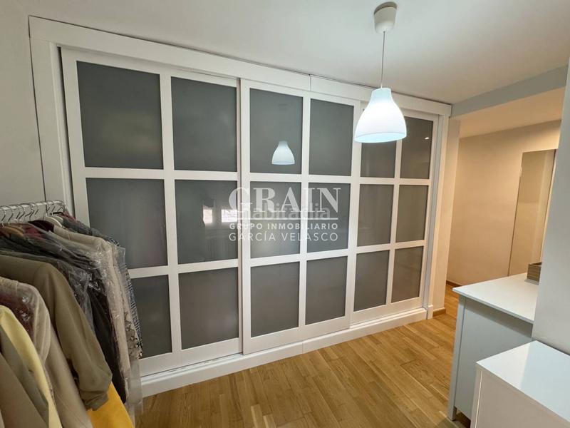 Foto ca10a480-1d83-4060-baa3-27c7f89223ce. Apartament amb calefacció aparcament a Centro Albacete