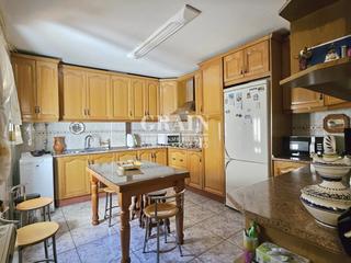 Etagenwohnung en El Pilar. Piso en venta en el pilar, 3 dormitorios.
