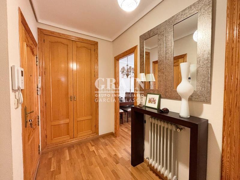 Foto 75fd853f-d630-4ded-96df-25ecf5a50672. Piso  en venta en carretas, 3 dormitorios. en Albacete